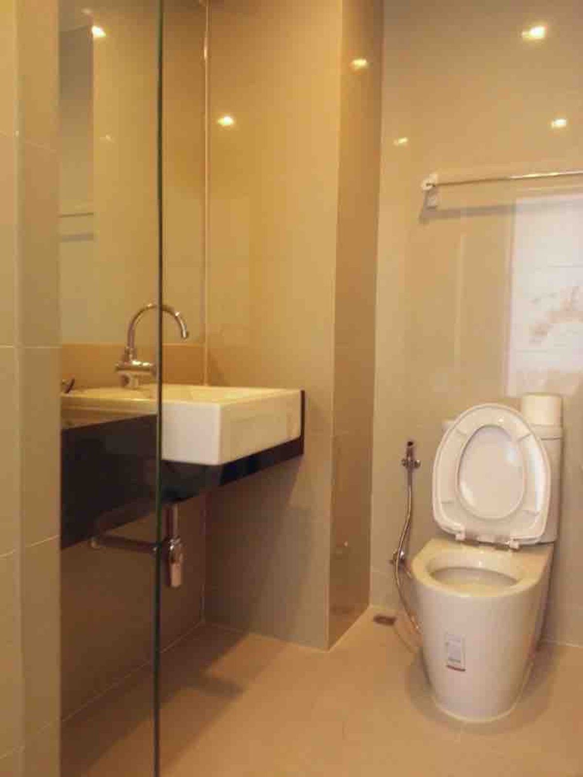For SaleCondoOnnut, Udomsuk : Condo for Sale: Ideo Blucove Sukhumvit