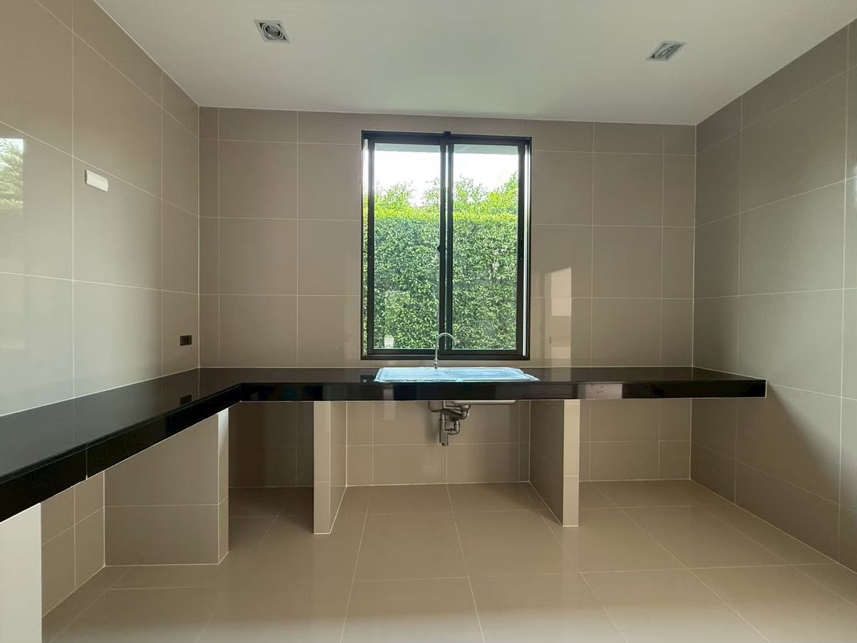 ขายบ้านปิ่นเกล้า จรัญสนิทวงศ์ : 🔥ขายด่วน🔥เดอะ แกรนด์ ปิ่นเกล้า - อัลพีน่า หลังสุดท้าย ที่ดินใหญ่กว่า 170 ตารางวา ราคาสุดคุ้ม  จัดเต็มทุกฟังก์ชัน !! 