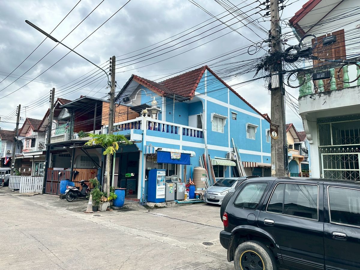 ขายทาวน์โฮมปทุมธานี รังสิต ธรรมศาสตร์ : 🔥 ขายด่วน🔥 TownHouse🔥 ใกล้ตลาดAC ลำลูกกาคลองสี่ 2นอน2น้ำ  16ตรว. เพียง 1.5 MB เท่านั้น