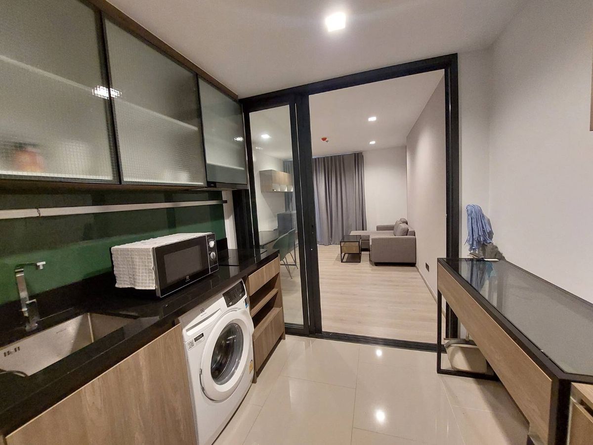 ให้เช่าคอนโดลาดพร้าว เซ็นทรัลลาดพร้าว : ให้เช่า (For Rent) คอนโด : เดอะ ไลน์ พหลโยธิน อาคาร B  🔸️ประเภท : 2 ห้องนอน 2 ห้องน้ำ 🔸️พื้นที่ :60ตรม. 🔸️เฟอร์นิเจอร์/เครื่องใช้ไฟฟ้า : ครบ