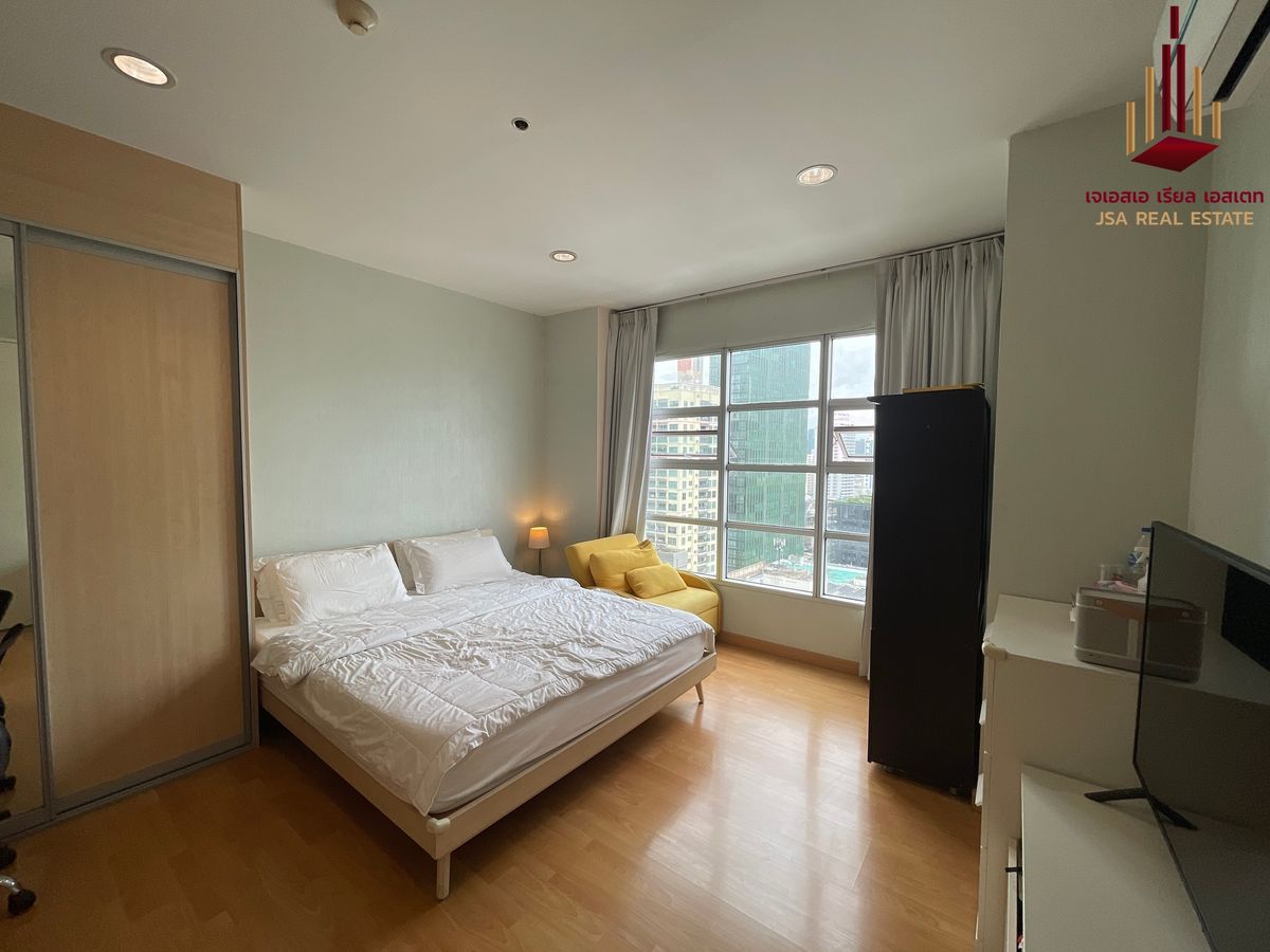 For SaleCondoRatchathewi,Phayathai : ✨ For Sale: Baan Klang Krung Siam Pathumwan Condo ✨ 💰 ONLY 18,900,000 THB