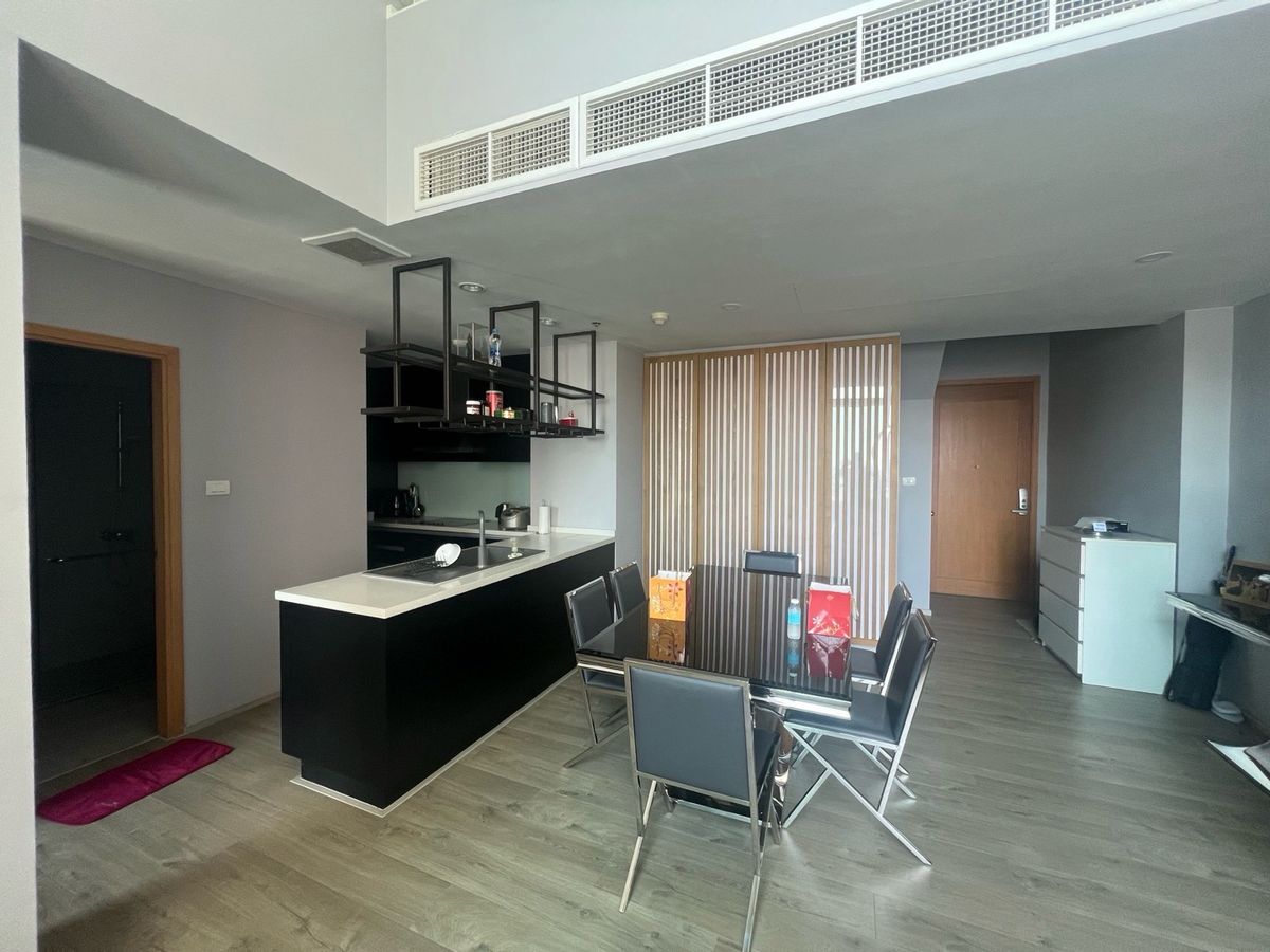 ให้เช่าคอนโดสาทร นราธิวาส : ให้เช่า 2 นอน Duplex The Empire Place ห้องสวย พร้อมเข้าอยู่ 