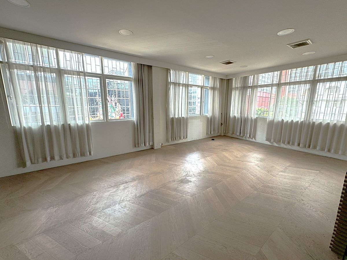 For RentShop HouseRama9, Petchburi, RCA : Commercial building, 5 units, walking distance to Airport Link ** NO CO-AGENT ** 