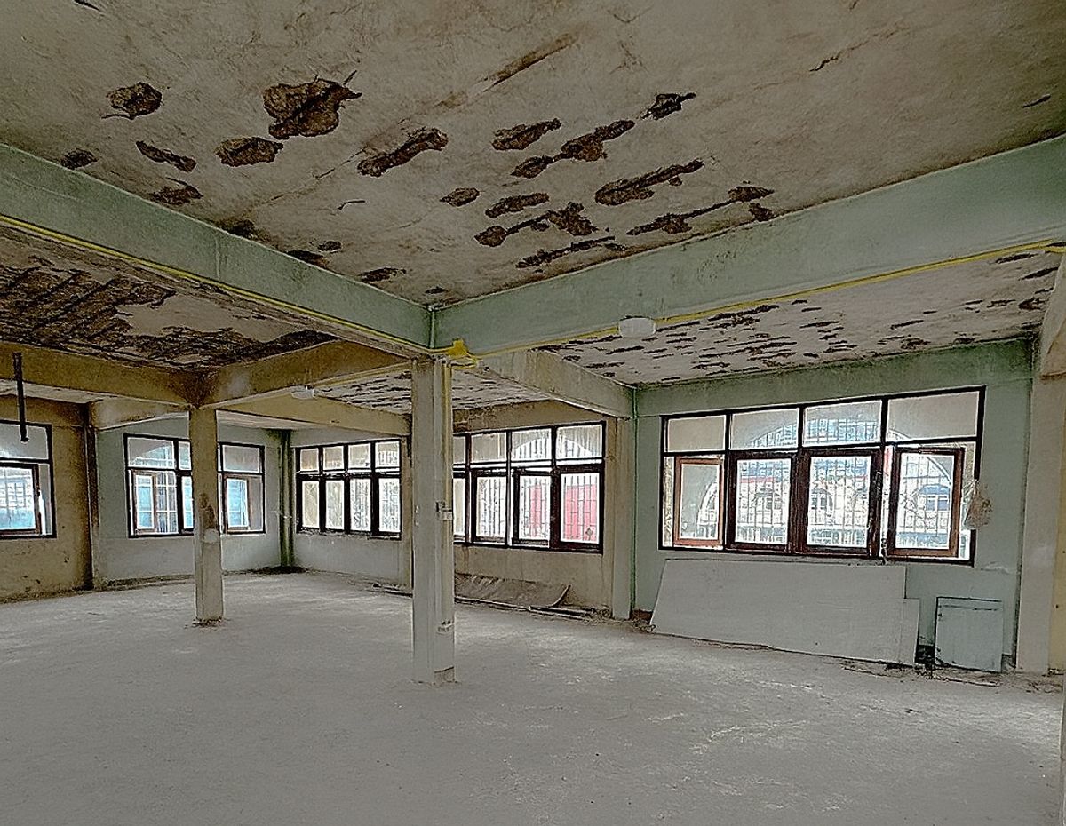 For RentShop HouseRama9, Petchburi, RCA : Commercial building, 5 units, walking distance to Airport Link ** NO CO-AGENT ** 