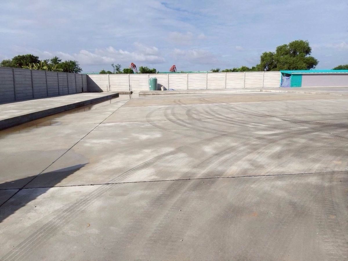 For SaleFactoryLadkrabang, Suwannaphum Airport : Land for sale, purple, developed With a factory building The owner is a German engineer. Design by yourself. Download trailer. Near motorway Near Suvarnabhumi Airport