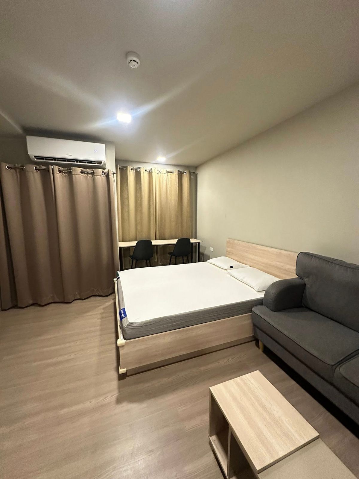 For RentCondoPinklao, Charansanitwong : Condo for rent, D -Condo, Phana, 27 sq.m., 2nd floor, Building B (with washing machines)