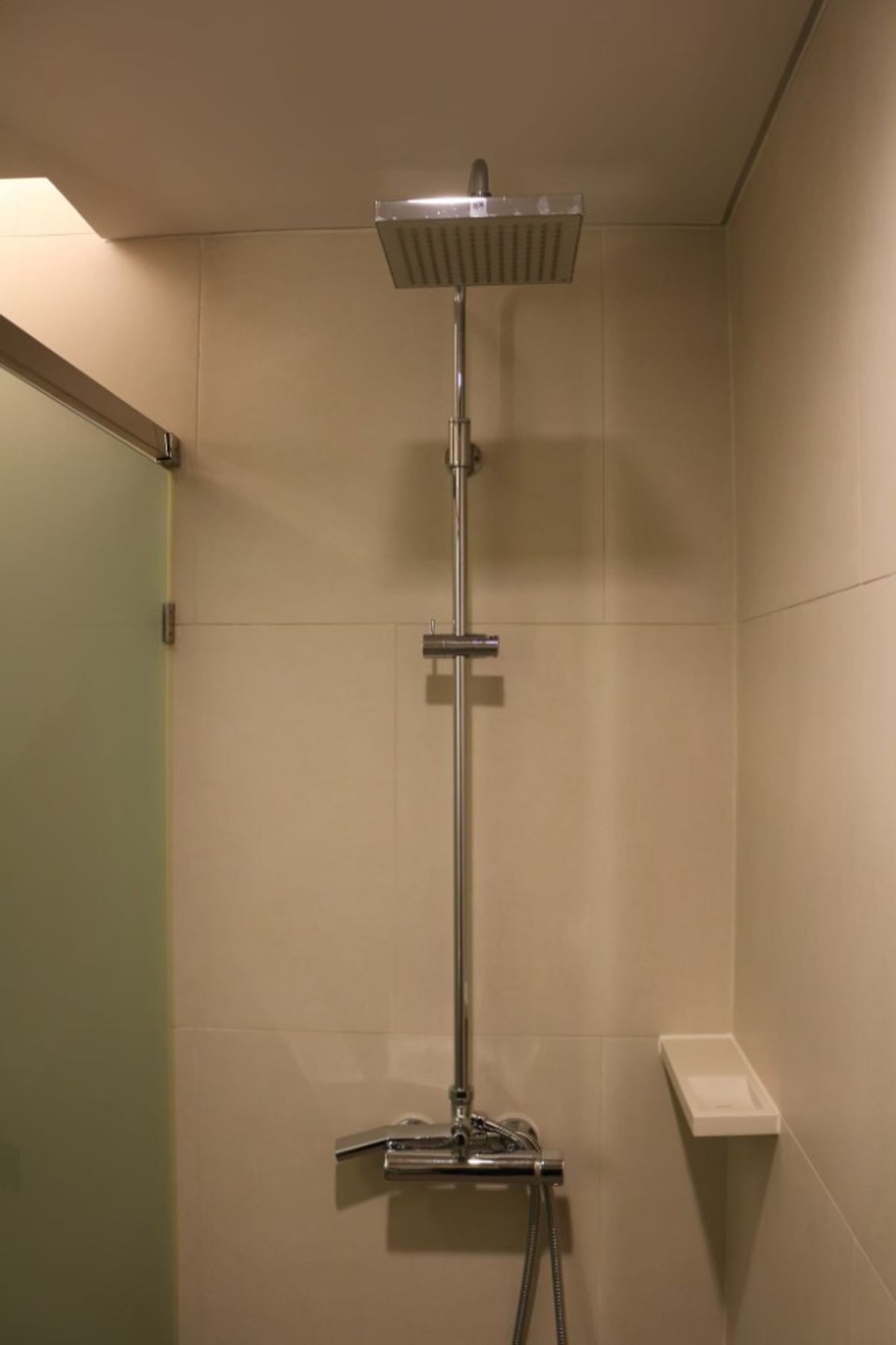 For RentCondoSukhumvit, Asoke, Thonglor : ✅ TLP138 ✅ Line : @p2nproperty