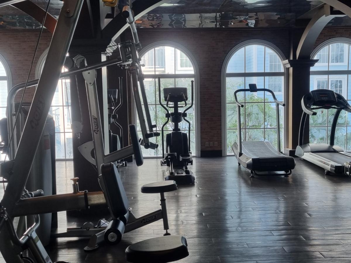 ขายคอนโดพัทยา บางแสน ชลบุรี สัตหีบ : 🔥ขายด่วน🔥แกรนด์ ฟลอริด้า บีชฟร้อนท์ คอนโด รีสอร์ท พัทยา ใกล้หาดจอมเทียน วิวสระน้ำ โซน G  (ราคาต่อรองกันได้)