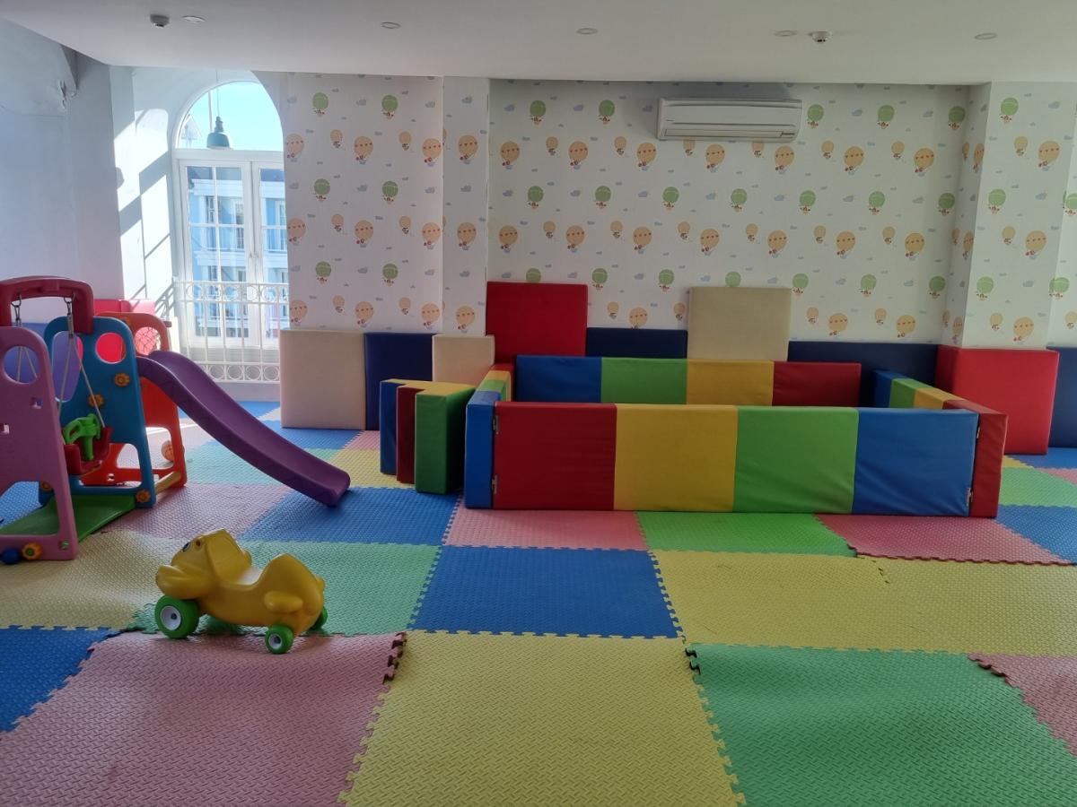 ขายคอนโดพัทยา บางแสน ชลบุรี สัตหีบ : 🔥ขายด่วน🔥แกรนด์ ฟลอริด้า บีชฟร้อนท์ คอนโด รีสอร์ท พัทยา ใกล้หาดจอมเทียน วิวสระน้ำ โซน G  (ราคาต่อรองกันได้)