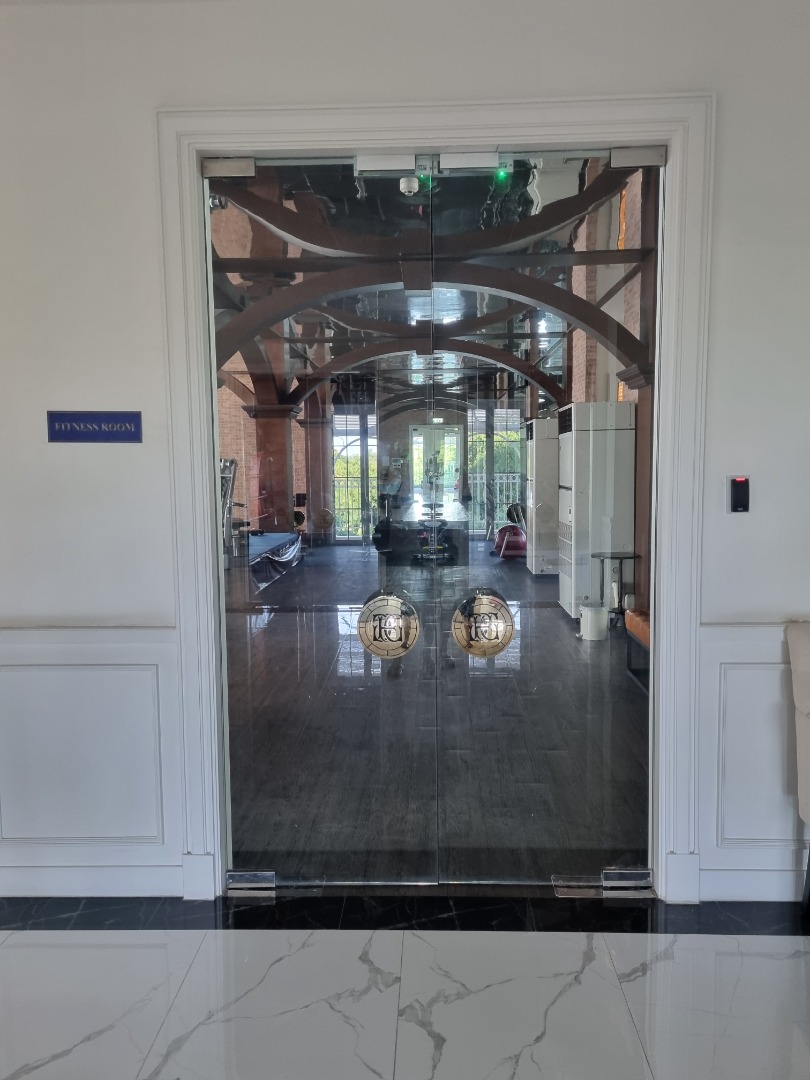 ขายคอนโดพัทยา บางแสน ชลบุรี สัตหีบ : 🔥ขายด่วน🔥แกรนด์ ฟลอริด้า บีชฟร้อนท์ คอนโด รีสอร์ท พัทยา ใกล้หาดจอมเทียน วิวสระน้ำ โซน G  (ราคาต่อรองกันได้)