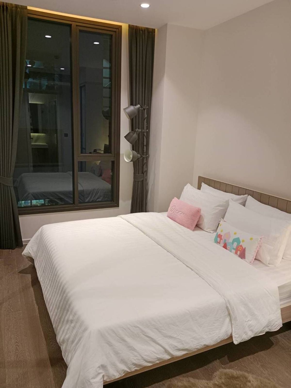 ให้เช่าคอนโดสุขุมวิท อโศก ทองหล่อ : Condo for rent :  Muniq Sukhumvit 23  🐶เลี้ยงสัตว์ได้  (Rt-01) 