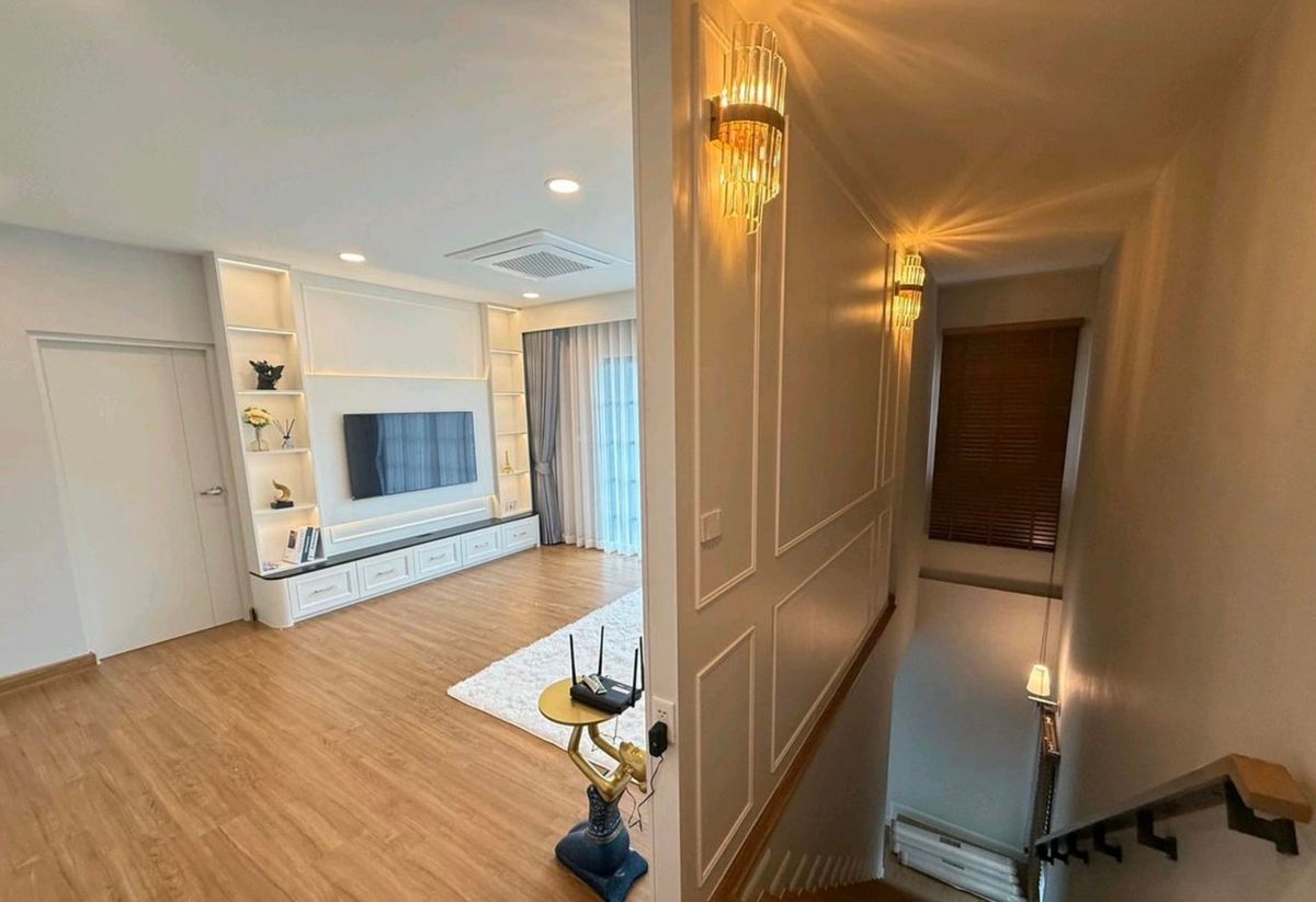 ให้เช่าบ้านบางนา แบริ่ง ลาซาล : เช่าบ้านเดี่ยว 2 ชั้น ม. เซนโทร บางนา สวย หรูหรา เฟอร์ครบ ใกล้ ศูนย์การค้าเมกา บางนา สนใจแอตไลน์ครับ@841qqlnr