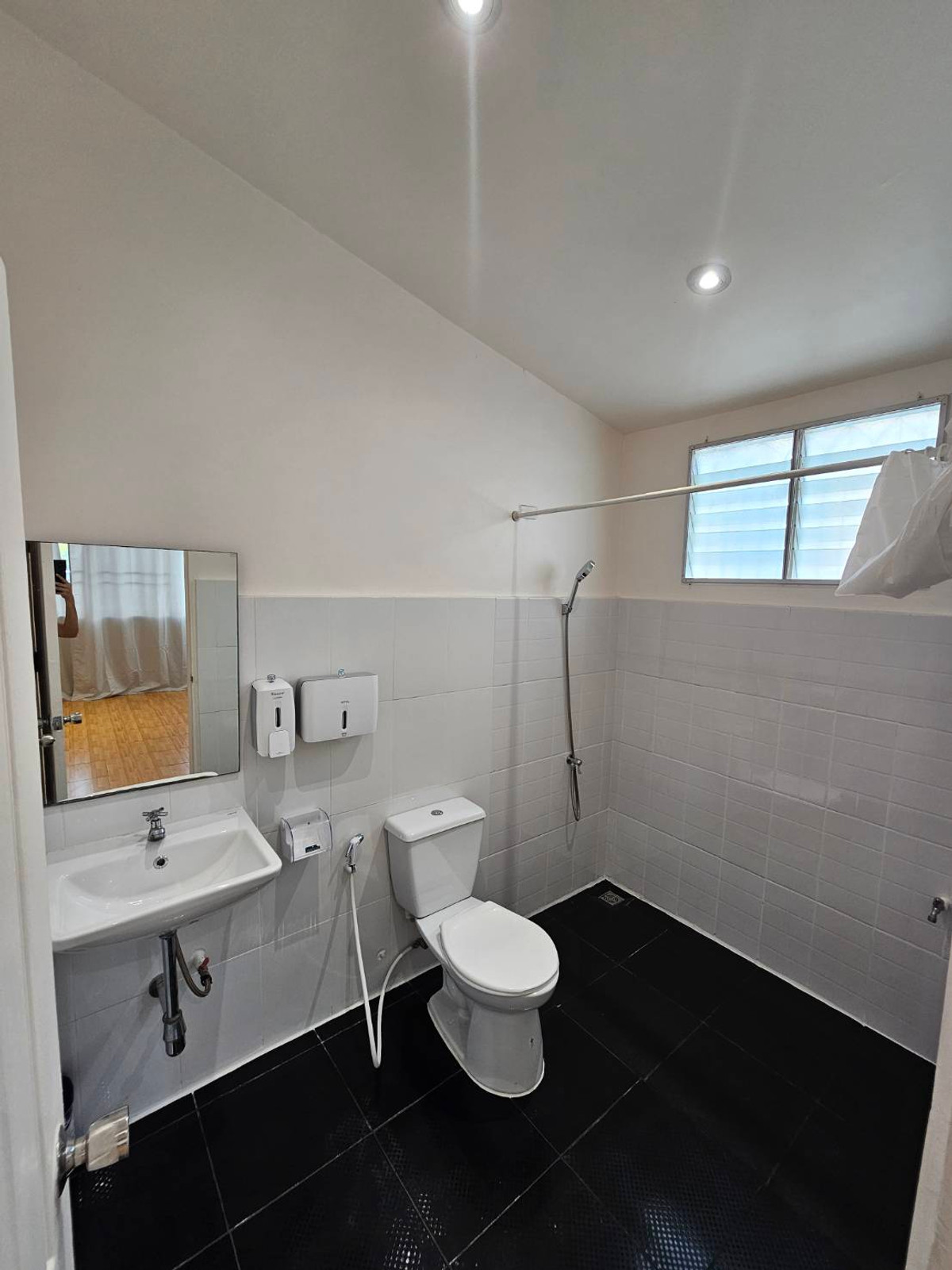 ให้เช่าบ้านเกษตรศาสตร์ รัชโยธิน : บ้านเดี่ยว ใกล้ ม.เกษตร บางเขน ออกได้หลายซอยมาก 3 ห้องนอน 2ห้องน้ำ