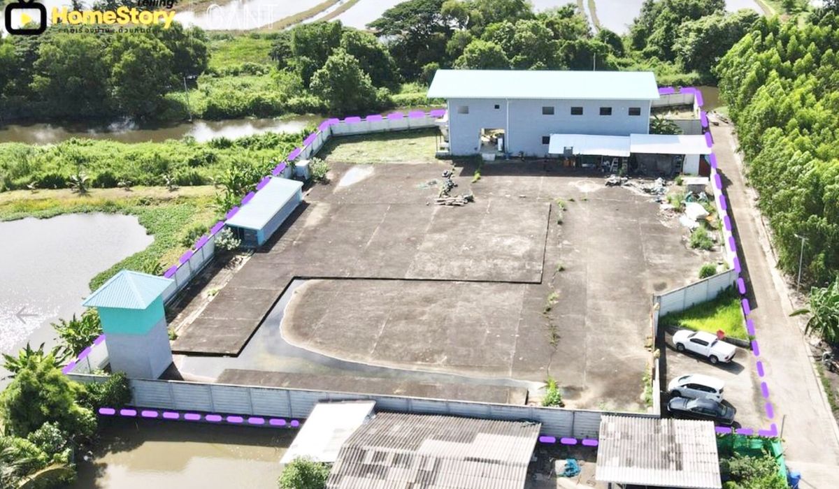 For SaleFactoryLadkrabang, Suwannaphum Airport : Land for sale, purple, developed With a factory building The owner is a German engineer. Design by yourself. Download trailer. Near motorway Near Suvarnabhumi Airport