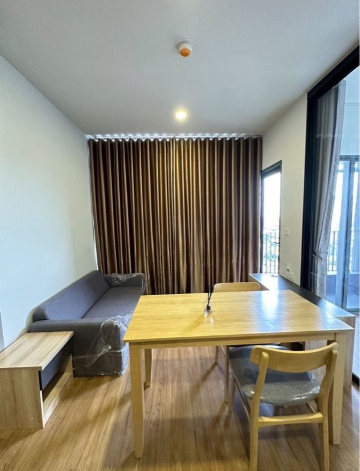 For RentCondoRama9, Petchburi, RCA : Rent a cloud Thonglor-Petchaburi. The new room has never rented a high-class corner room.