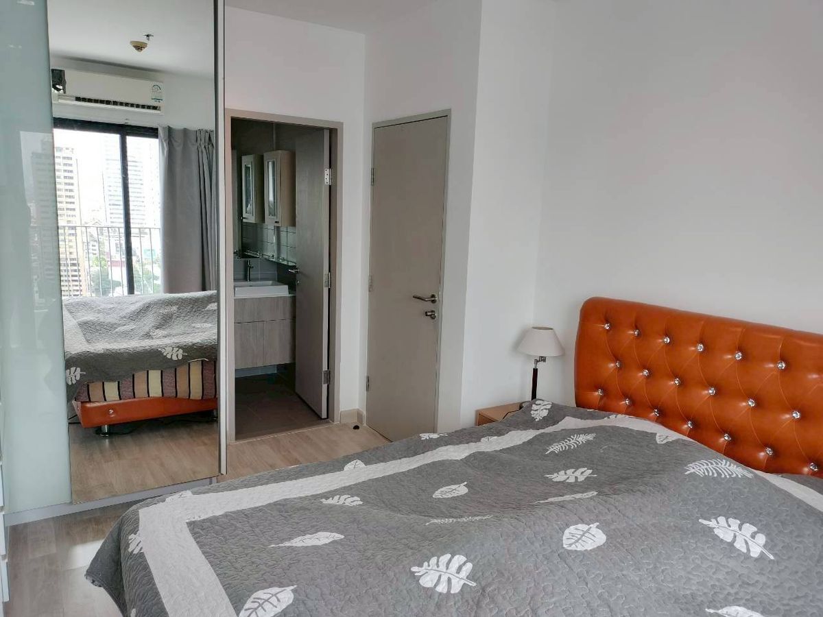 For RentCondoWongwianyai, Charoennakor : !! Beautiful room for rent IDEO Mobi Sathorn BTS, Thonburi