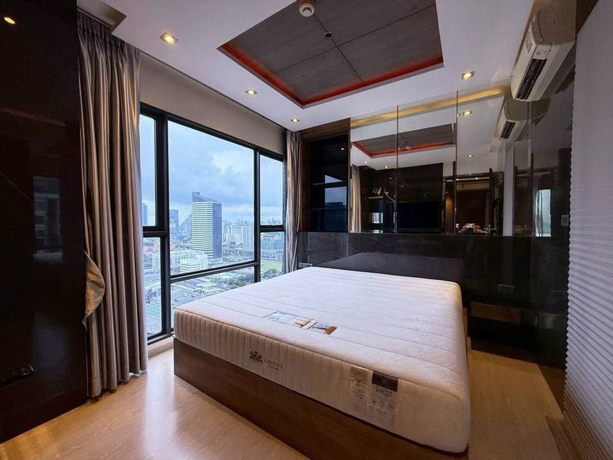 ให้เช่าคอนโดพระราม 9 เพชรบุรีตัดใหม่ RCA : ห้องมุม ห้องสวย - Rhythm Asoke รีโนเวทใหม่ทั้งหมด - ชั้นสูง ไม่มีตึกบัง ทิศตะวันออก - Fully Furnished- 350m. from MRT rama9