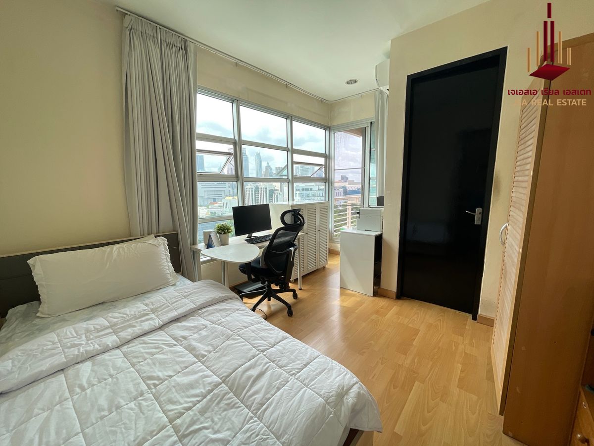 For SaleCondoRatchathewi,Phayathai : ✨ For Sale: Baan Klang Krung Siam Pathumwan Condo ✨ 💰 ONLY 18,900,000 THB