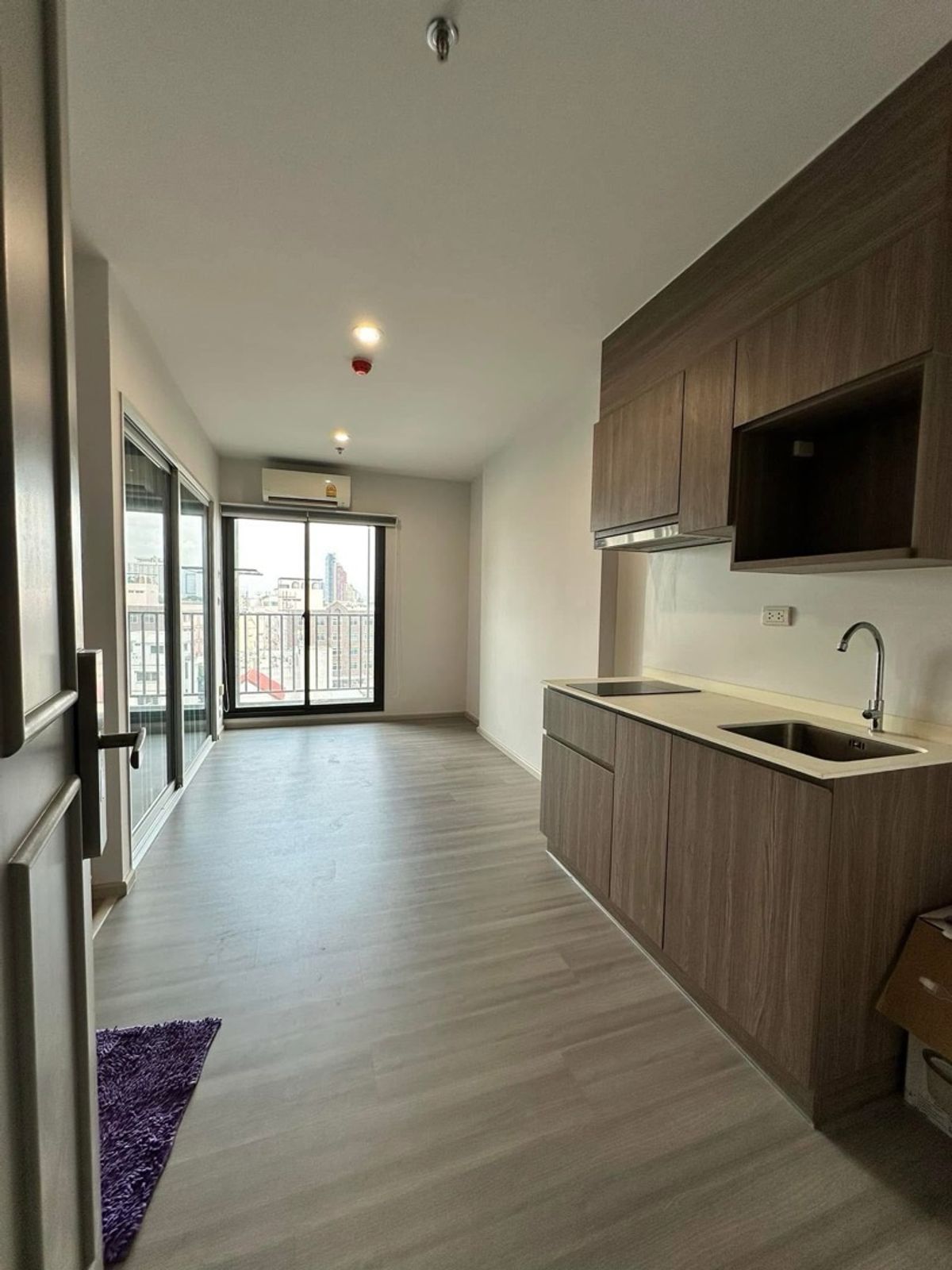 ขายคอนโดปิ่นเกล้า จรัญสนิทวงศ์ : ขาย The Parkland จรัญ-ปิ่นเกล้า ตึก C ชั้น 6 ขนาด 30 ตร.ม. ราคา 2,600,000 บาท 