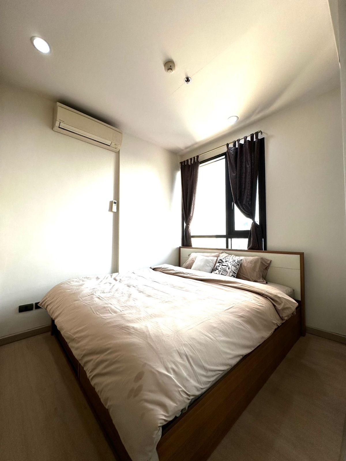 For RentCondoWongwianyai, Charoennakor :  P-120011 Condo for rent Fuse Sathorn-Taksin fully furnished (Confirm again when visit). 