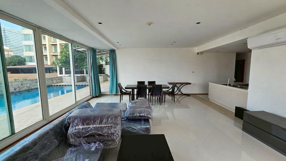 ขายคอนโดสาทร นราธิวาส : 📌ขาย Penthouse The Emprie place sathorn ขนาด 370.87 Sq.m 3 bed 4 bath 3 ที่จอดรถ +สระว่ายน้ำส่วนตัว ราคา 44.4 MB ติดต่อ 086-795-9997 (จิมมี่)