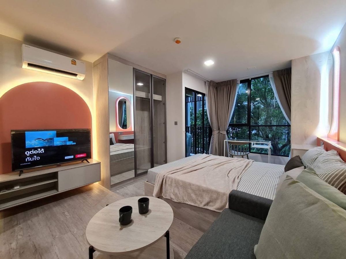 For RentCondoBangna, Bearing, Lasalle : Condo for rent atmoz Tropicana Bangna (Atmos Troopica Bang Na) Room size: 24 sq.mons: 3 Building/Building: D Price: 10,000 baht. Nearby: Yellow Line
