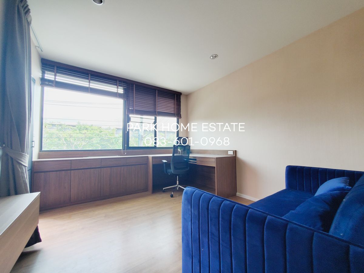 For RentTownhomeMin Buri, Romklao : Only 35,000 baht/month, 3 -story townhome, 3 bedrooms, 3 bathrooms, 2 parking spaces, 152 square meters of living space (18 square wah area)