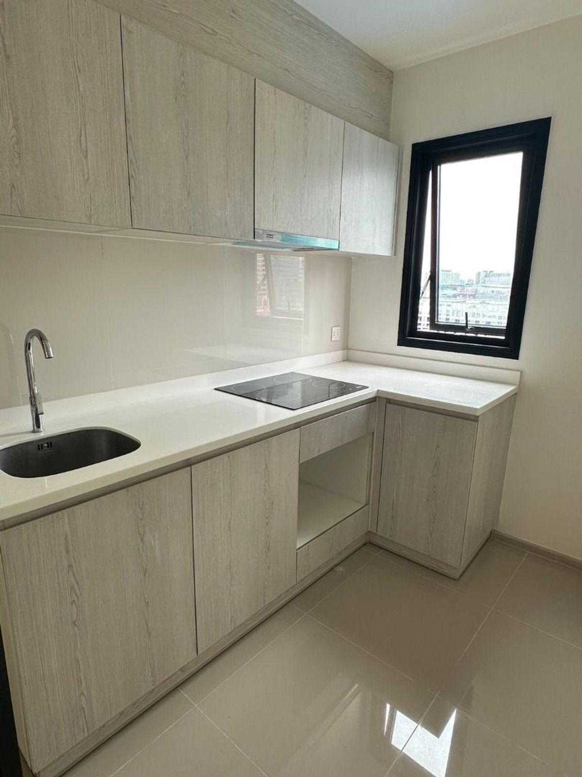 ขายคอนโดพระราม 9 เพชรบุรีตัดใหม่ RCA : 🔥 ขายด่วน 🔥  ถูกสุด ห้องใหม่ เลเอาท์สวย ห้องสวย ตรงปก ห้องมุม กว้าง Call 0619824959