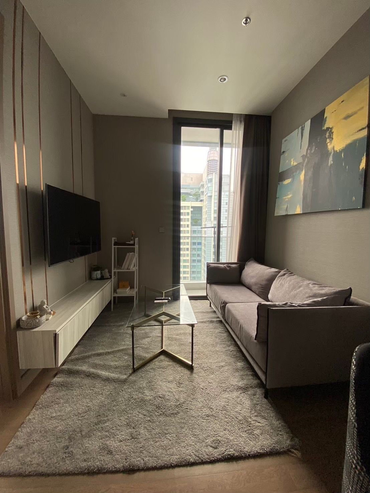 ให้เช่าคอนโดพระราม 9 เพชรบุรีตัดใหม่ RCA : NICE DECORATION -- FOR RENT 1 BEDROOM 48 SQ.M -- READY TO MOVE IN -- Call now 094-641-5974