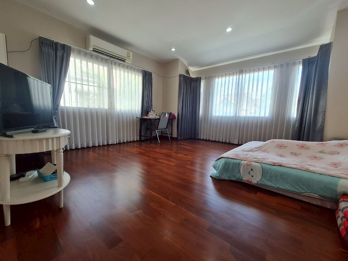 For SaleHouseRattanathibet, Sanambinna : Luxury single-style house for sale, Luxury Luxury Project, Ratchaphruek-Rattanathibet 2, with a certified house Very beautiful condition