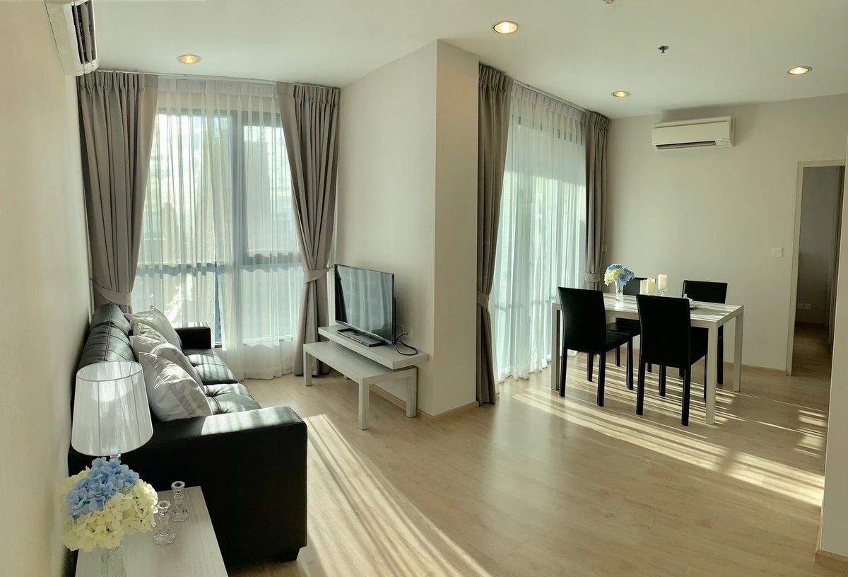 For RentCondoRatchathewi,Phayathai : (For Rent) Corner Unit 2 Beds 2 Baths 60 Sqm. Fully furnished, unblock view - READY TO MOVE IN