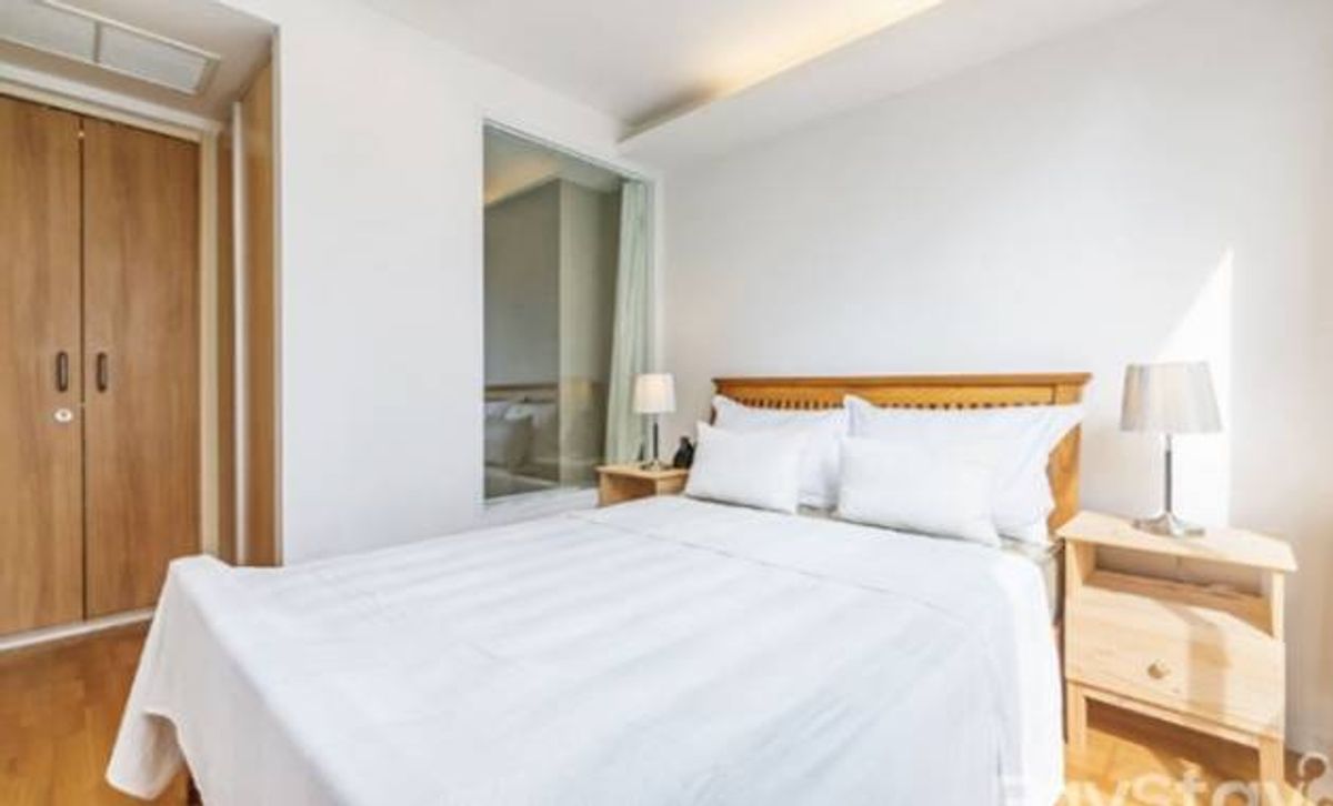 For RentCondoWitthayu, Chidlom, Langsuan, Ploenchit : !! Beautiful room for rent. The NEST PLOENCHIT near BTS Ploenchit