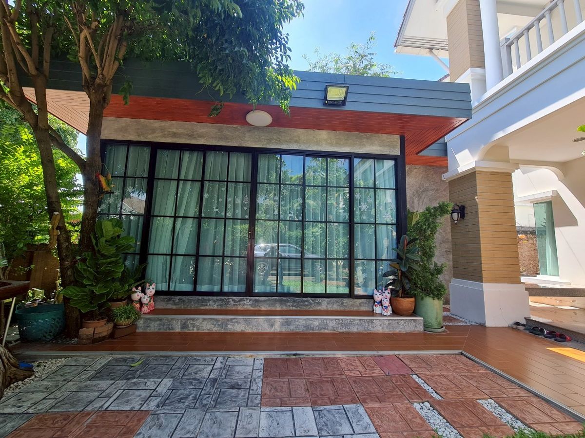 For SaleHouseRattanathibet, Sanambinna : Luxury single-style house for sale, Luxury Luxury Project, Ratchaphruek-Rattanathibet 2, with a certified house Very beautiful condition