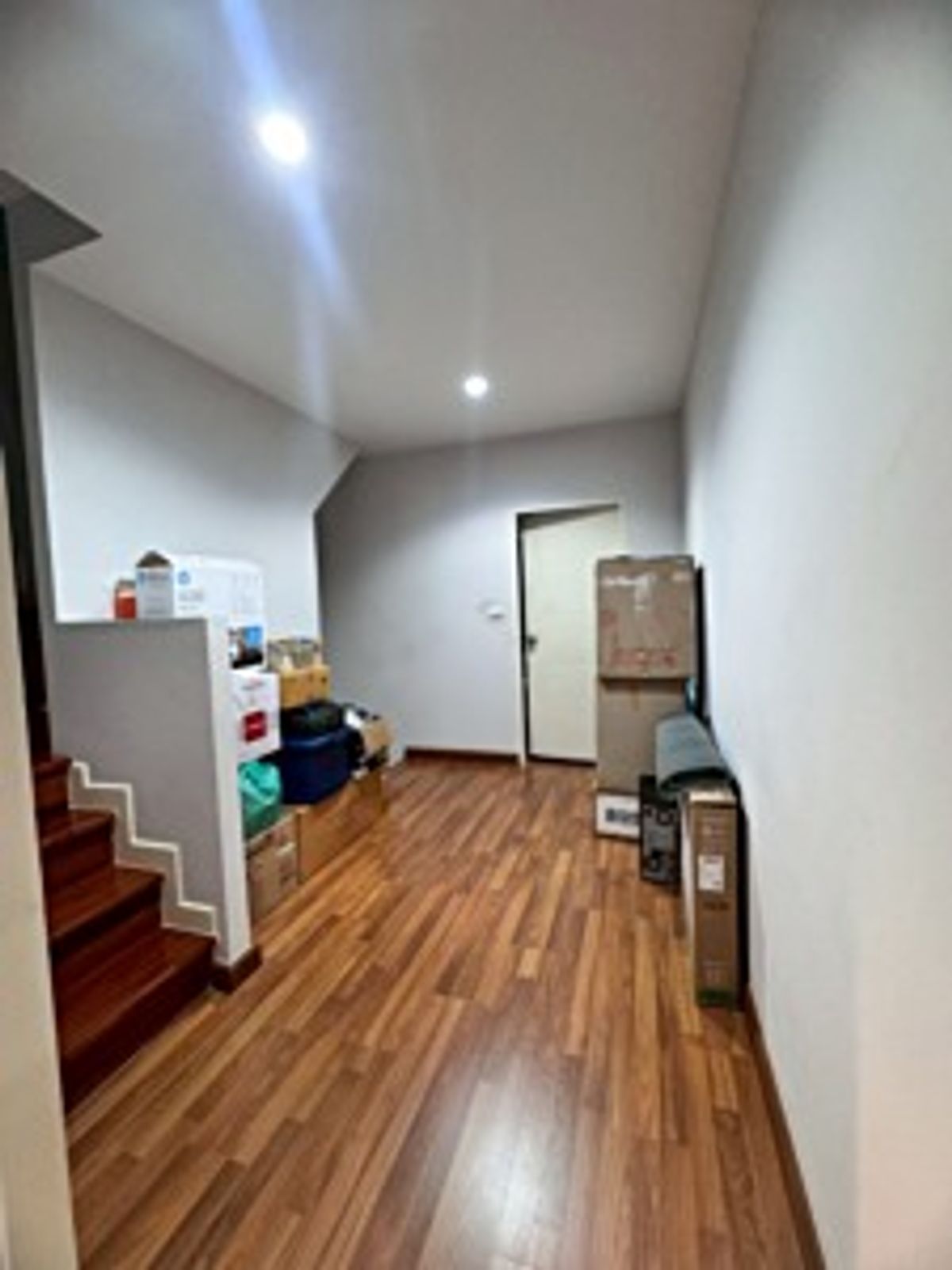 For SaleTownhomePattanakan, Srinakarin : Special opportunity! 3 -story townhouse for sale, brand new condition Ready Golden Location Development 44 (N.1884)