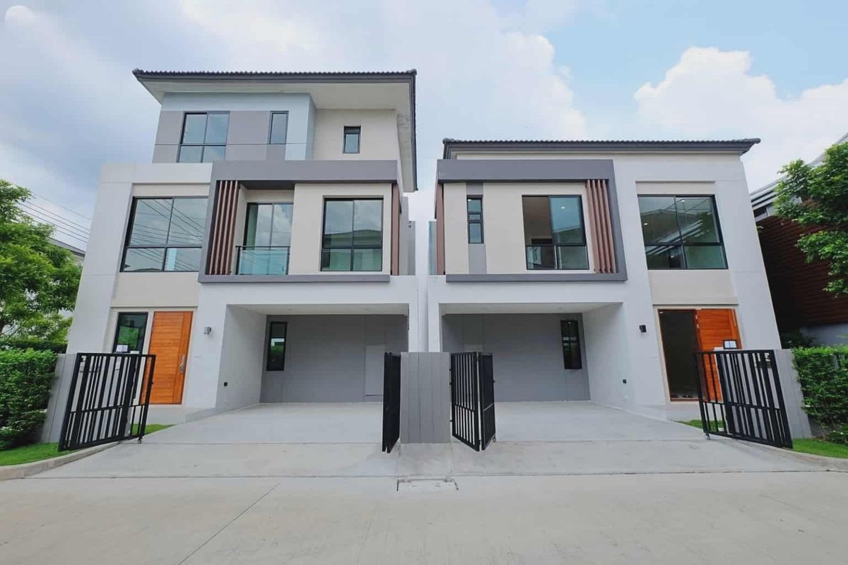 For RentTownhomeThaphra, Talat Phlu, Wutthakat : 🏡 For rent - 2 -story house, Ninya Kanlapaphruek Project (can raise animals)