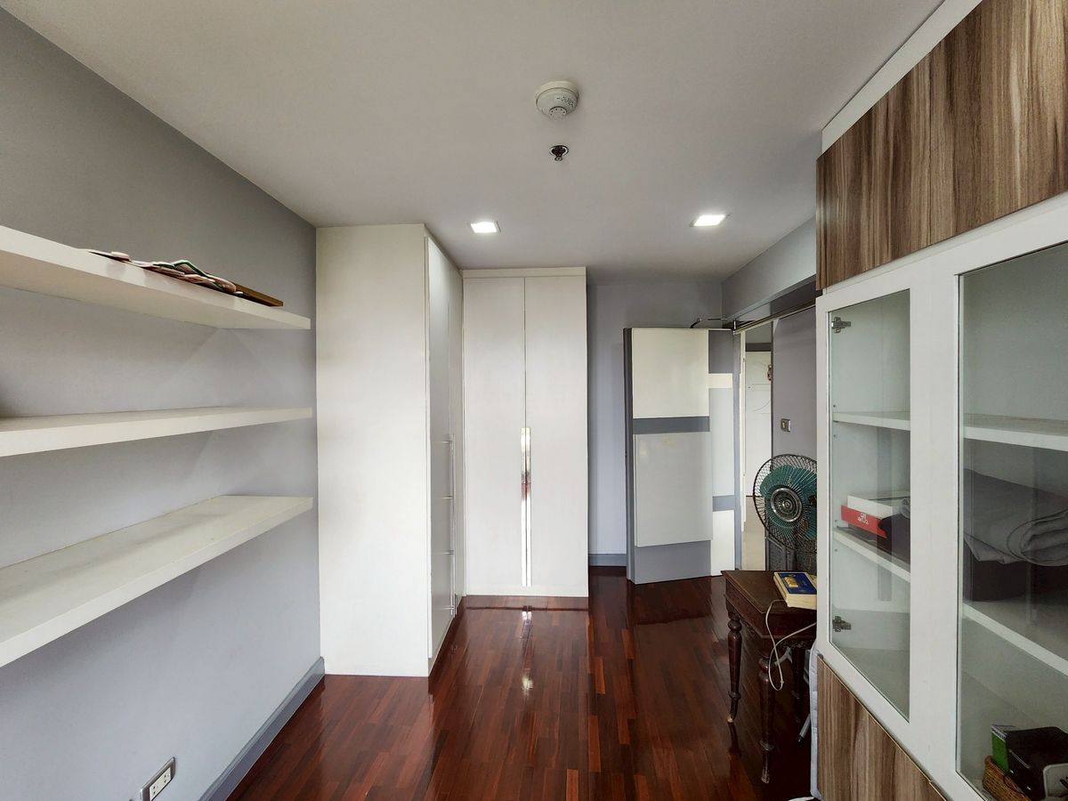 ขายคอนโดพระราม 3 สาธุประดิษฐ์ : ขาย คอนโดหรูติดแม่น้ำเจ้าพระยา ริเวอร์ เฮเว่น คอนโด ใจกลางย่านเจริญกรุง วิวสวย