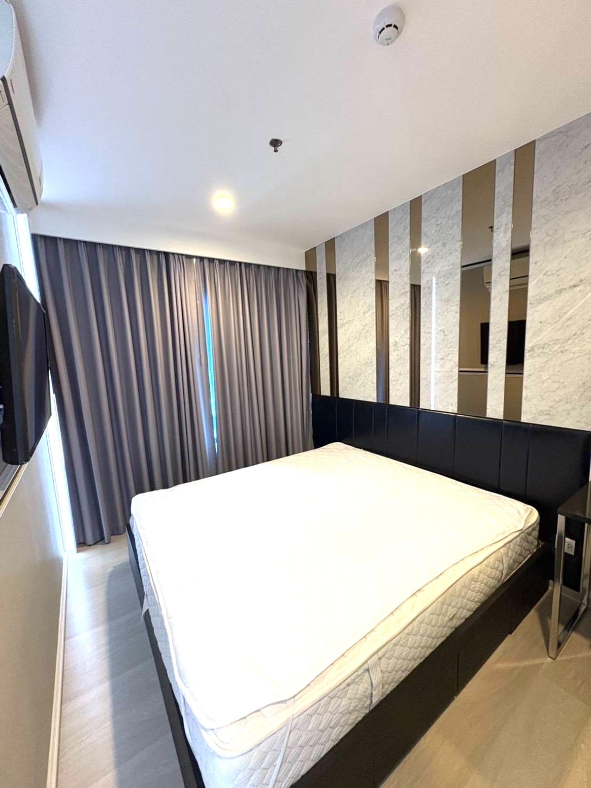 ขายคอนโดพระราม 9 เพชรบุรีตัดใหม่ RCA : 🔥 ขายด่วน 🔥 ถูกสุด ยังใหม่มาก เลเอาท์สวย ห้องสวย ตรงปก ห้องมุม กว้าง Call 0619824959