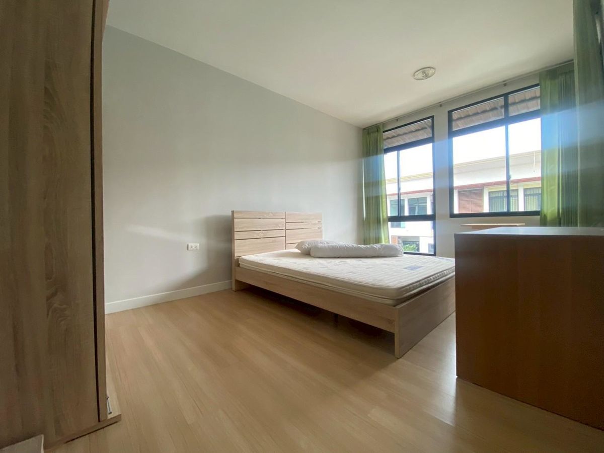 For SaleTownhomeVipawadee, Don Mueang, Lak Si : Three -story townhome for sale Signature Vibhavadi 60 project, beautiful house, good location, ready to stay