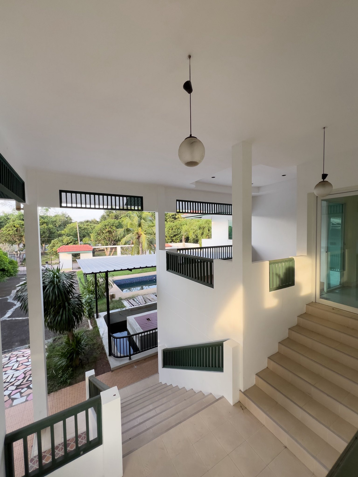 For SaleHousePattaya, Bangsaen, Chonburi : House for sale in Pattaya With a private pool over 1 rai