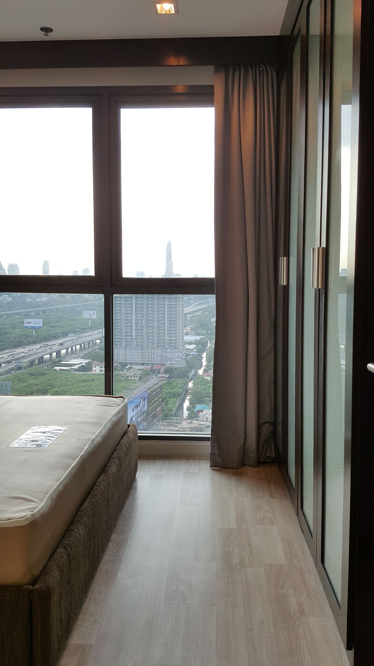 For RentCondoRama9, Petchburi, RCA : For rent ✨ IDEO Mobi Rama 9 ✨ near MRT Rama 9, fully furnished and equipped with appliances