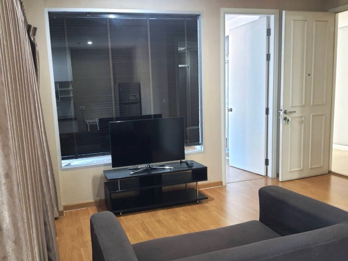 ให้เช่าคอนโดบางแค เพชรเกษม : ให้เช่า ห้องตกแต่งสวยขนาด 35 ตารางเมตร วิวสระว่ายน้ำ คอนโด The Parkland Phetkasem  ติด MRT หลักสอง