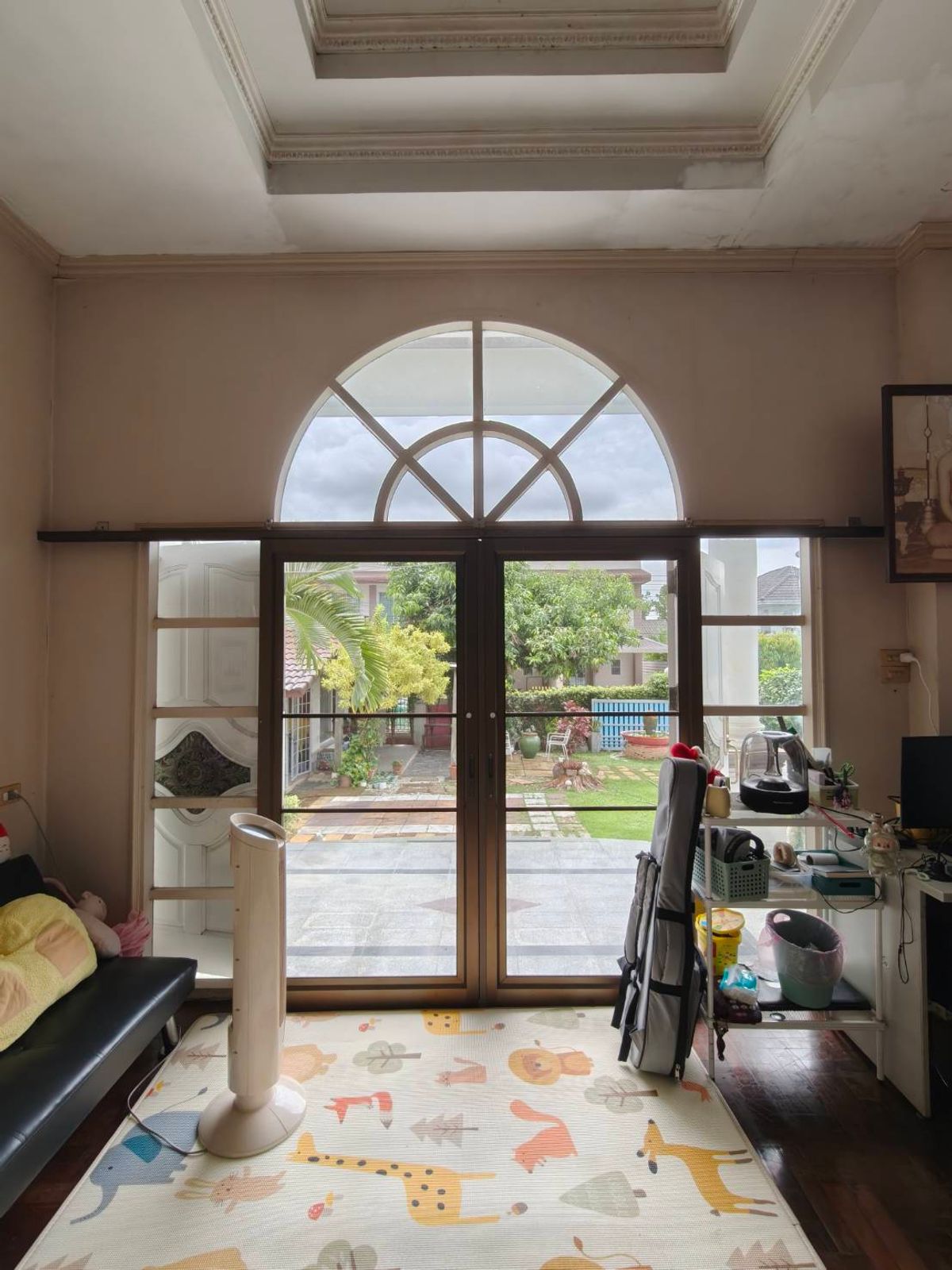 ขายบ้านเชียงใหม่ : ขายบ้านพร้อมที่ดินแปลงสวย 160 ตารางวา ทำเลทอง ใจกลางเชียงใหม่