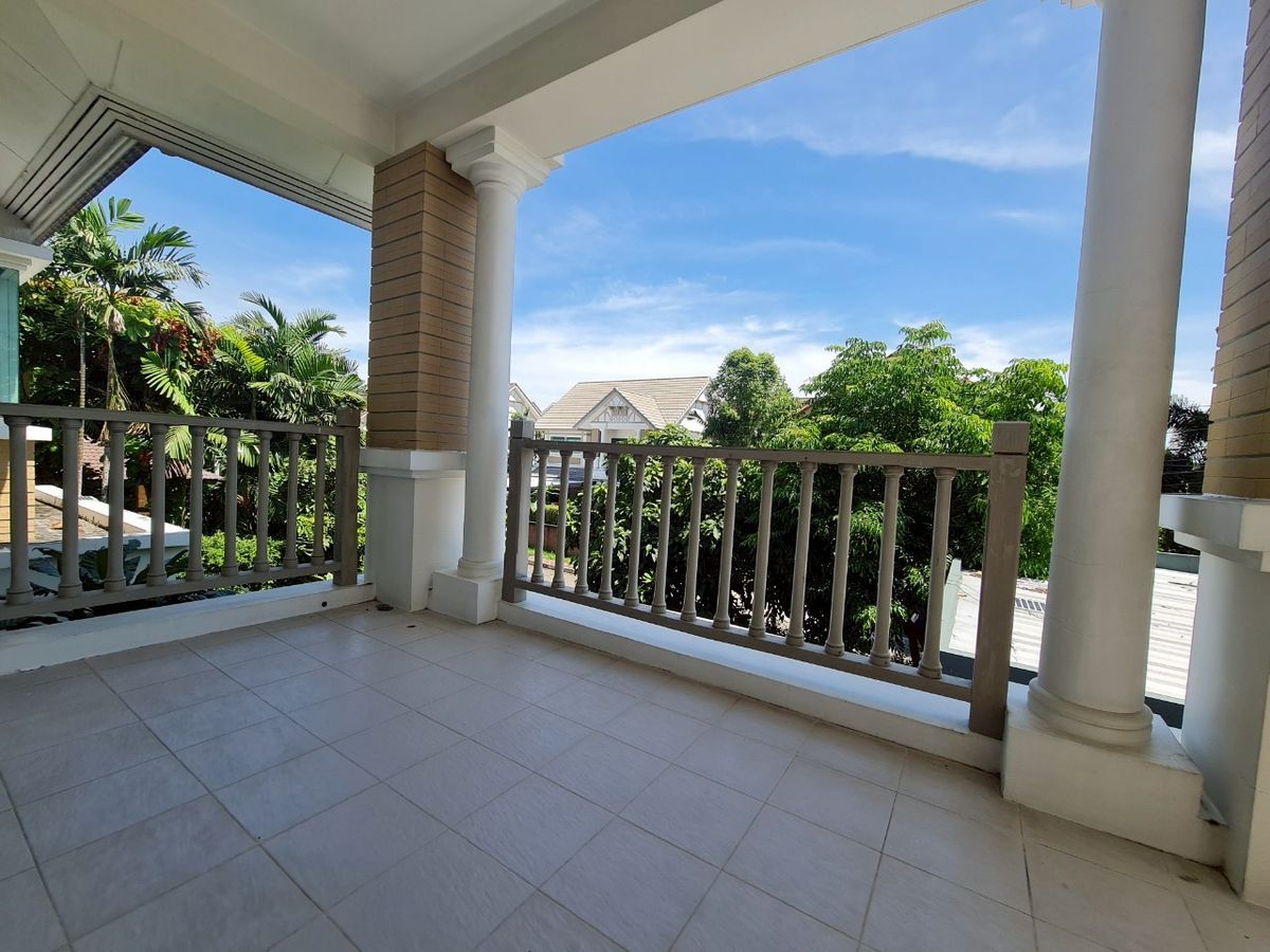 For SaleHouseRattanathibet, Sanambinna : Luxury single-style house for sale, Luxury Luxury Project, Ratchaphruek-Rattanathibet 2, with a certified house Very beautiful condition