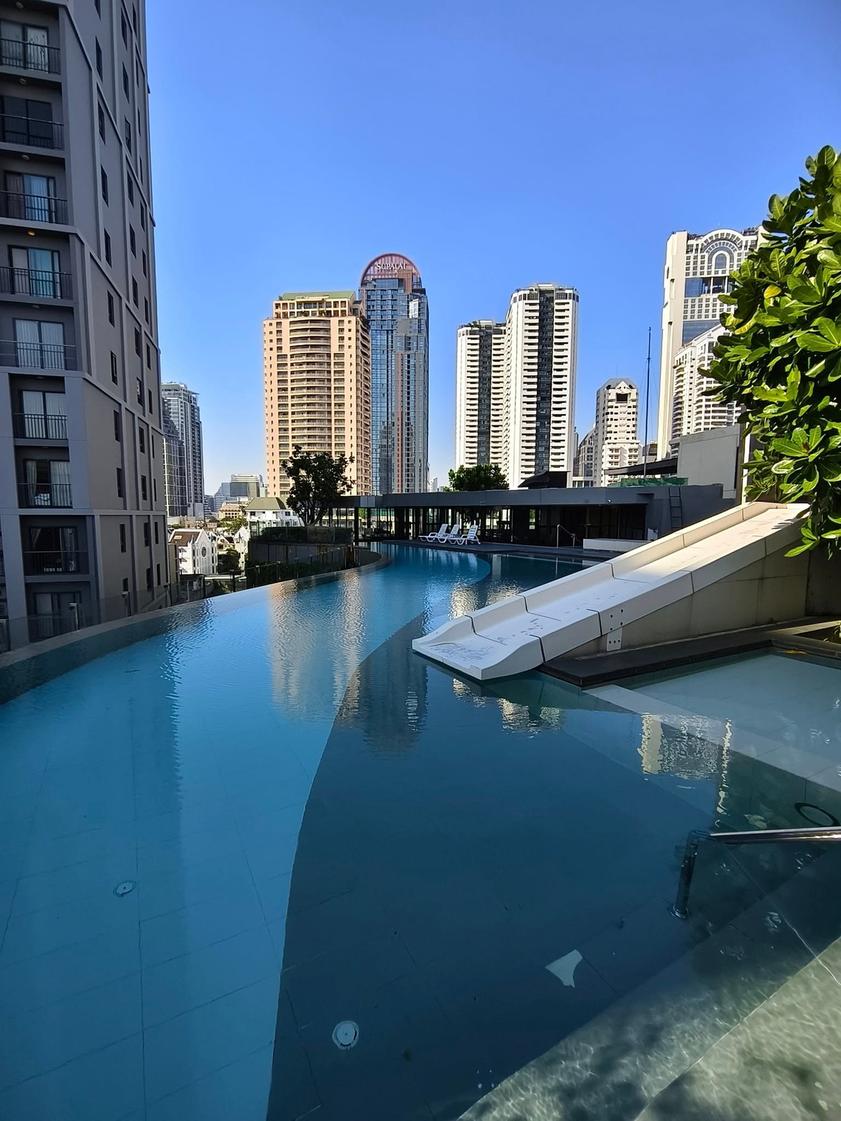 For RentCondoSathorn, Narathiwat : ✨ For Rent: The Seed Mingle Condo ✨ 💰 ONLY 18,000 THB/Month