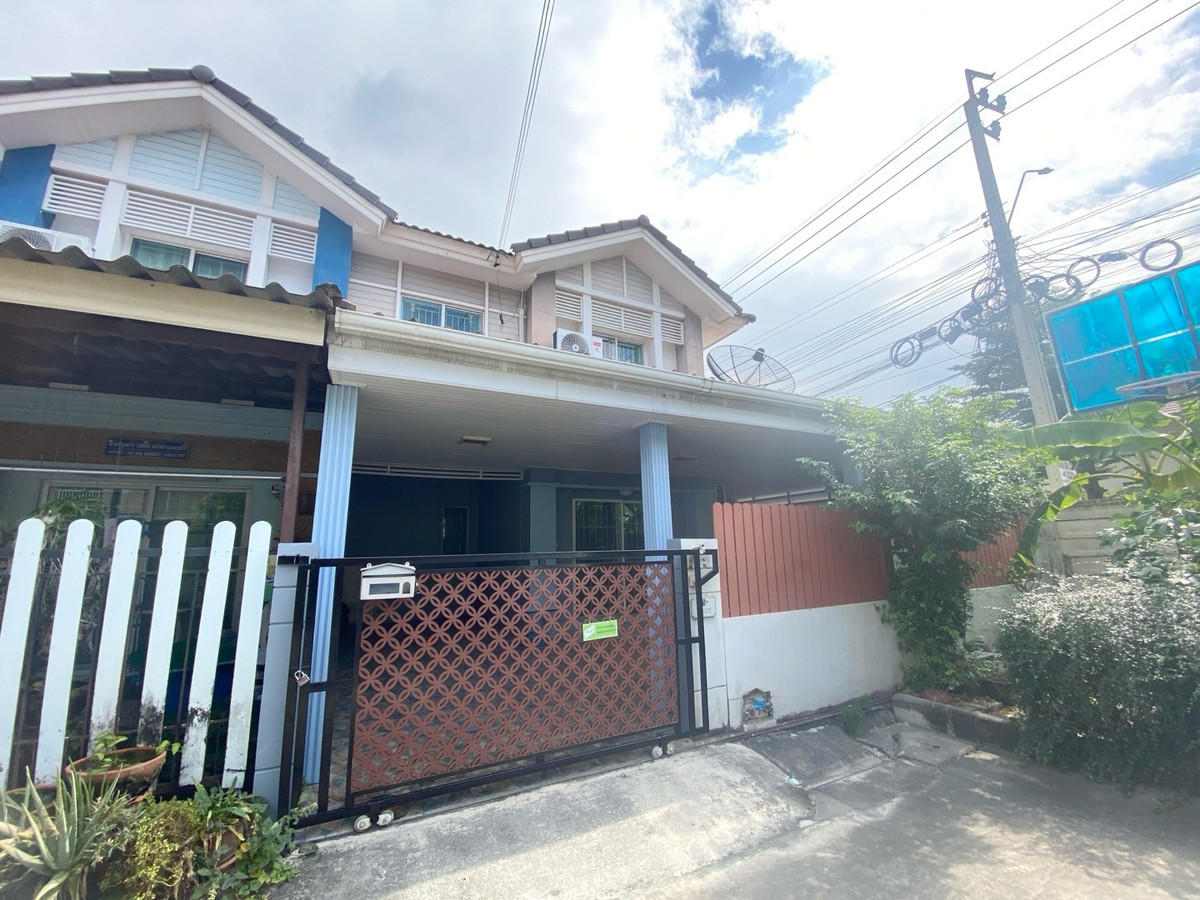 For RentTownhomeNonthaburi, Bang Yai, Bangbuathong : 2 -story townhouse for rent, corner, Pruksa Ville 28, near MRT, Bang Yai Market, West Gate