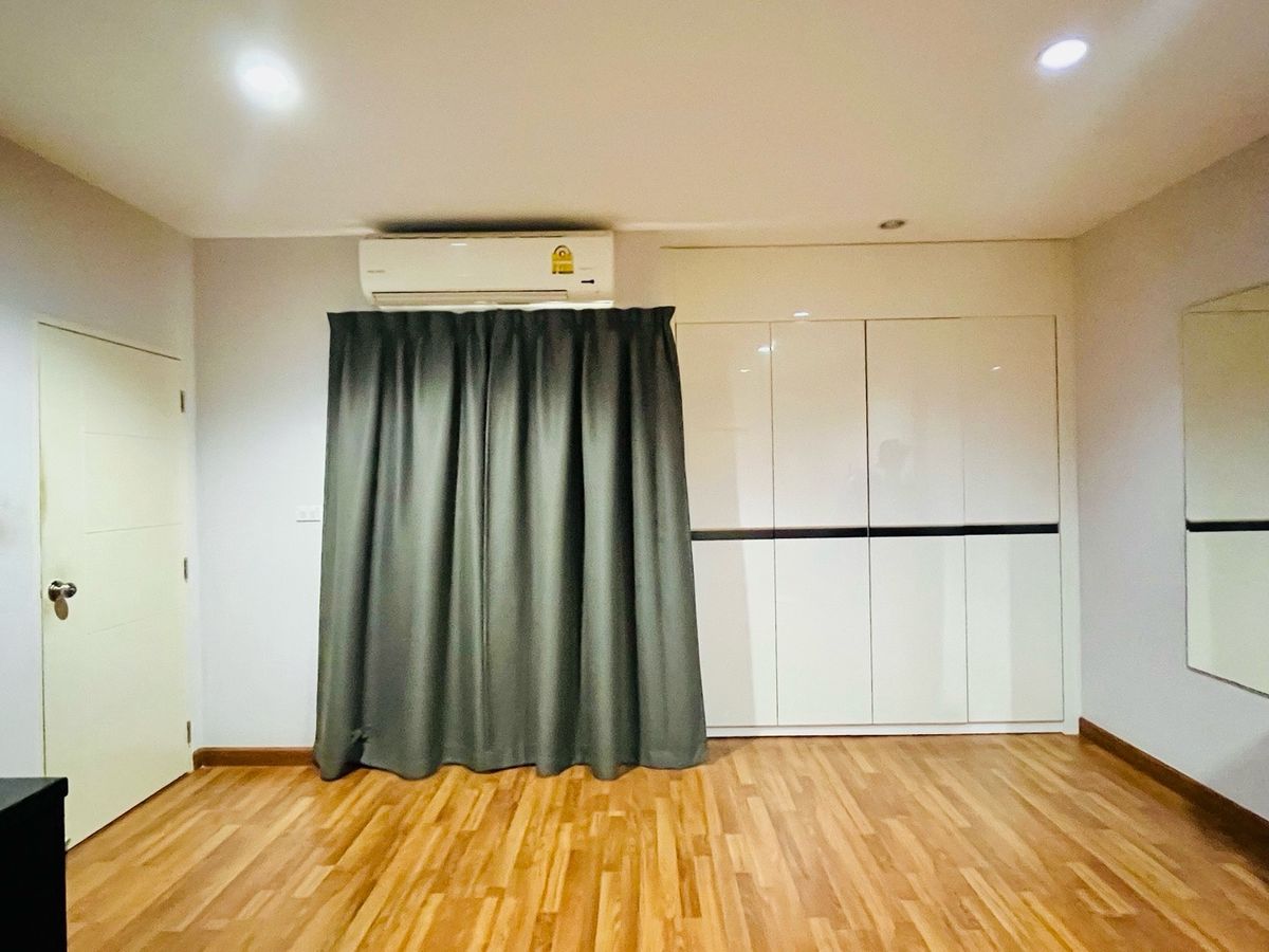 For SaleTownhomePattanakan, Srinakarin : Sell ​​Townhome, Soi Phatthanakan 44,38, EXCh. Beautiful like an angel