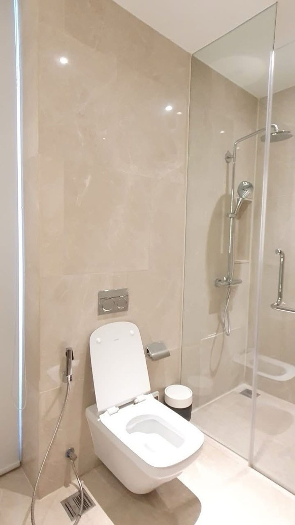 ให้เช่าคอนโดวงเวียนใหญ่ เจริญนคร : 📢👇 คอนโดหรูริมแม่น้ำ ณ Magnolia Waterfront Residences ติดแลนด์มาร์คชื่อดังไอคอนสยาม วิวแม่น้ำจากระเบียง ดีไซน์ทันสมัย เพลิดเพลินกับวิวพลุในทุกโอกาส เฟอร์นิเจอร์ครบ พร้อมเข้าอยู่ได้ทันที