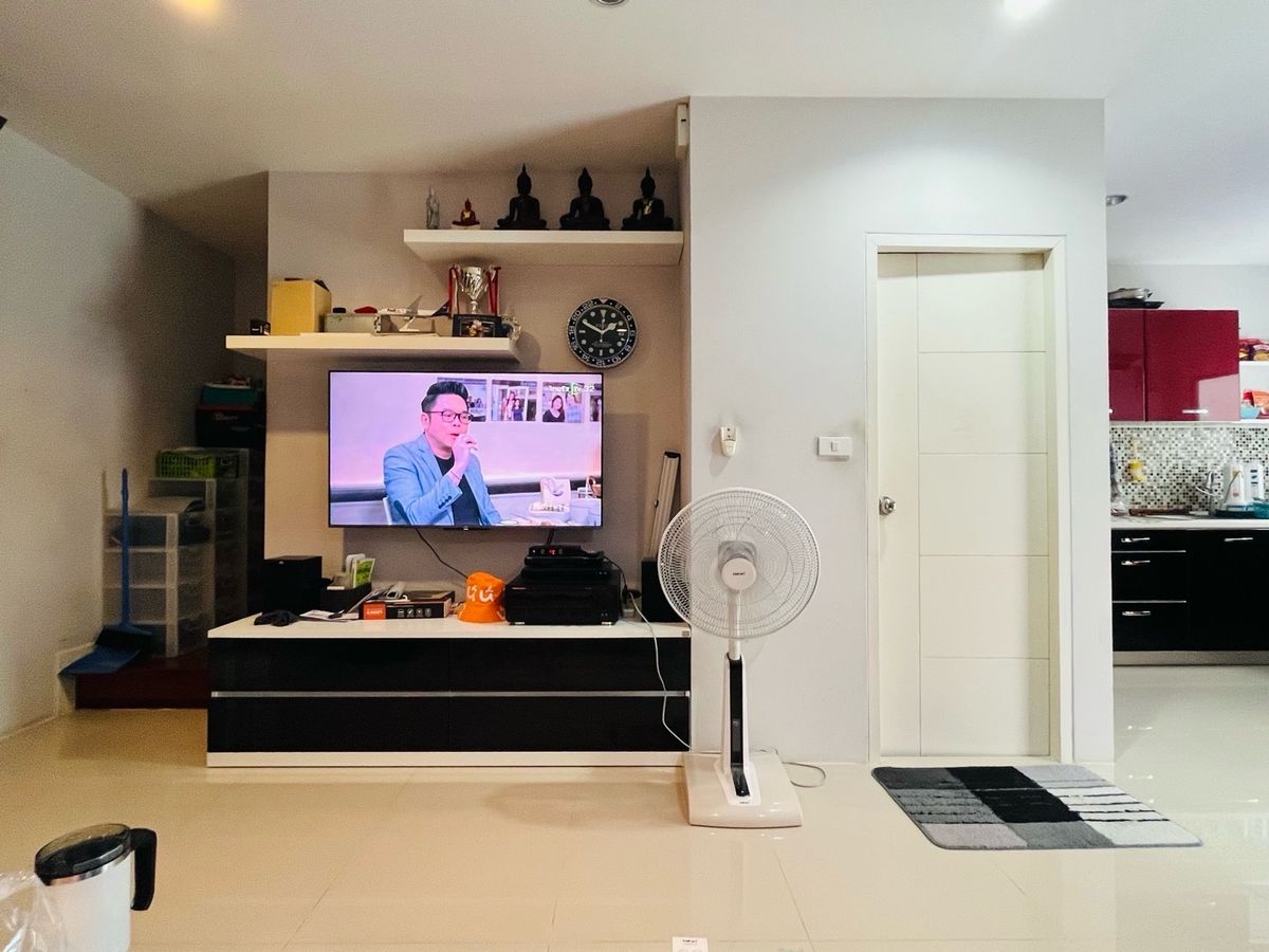 For SaleTownhomePattanakan, Srinakarin : Sell ​​Townhome, Soi Phatthanakan 44,38, EXCh. Beautiful like an angel