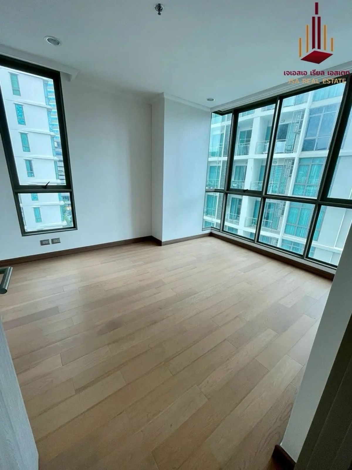 ขายคอนโดสุขุมวิท อโศก ทองหล่อ : ✨ For Sale: Supalai Oriental Sukhumvit 39 ✨💰 Only 9,200,000 THB
