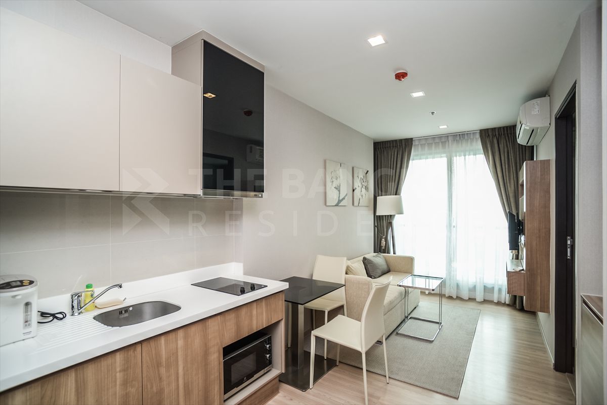 ขายคอนโดสาทร นราธิวาส : Sell!!!! 💥💥Rhythm Sathorn 4.5 mb💥💥 By AG Ball
